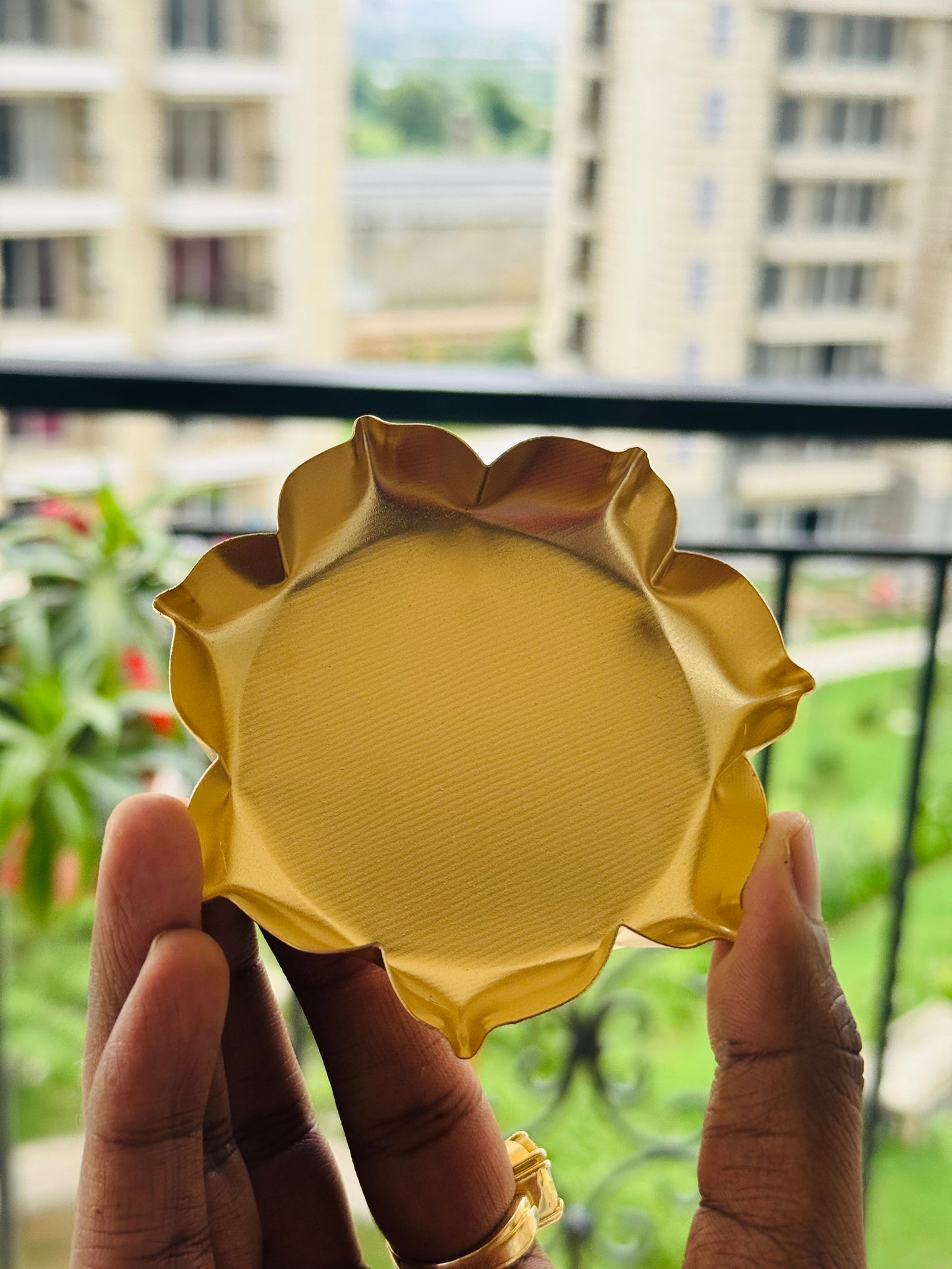 3.5 inch Urli | Empty Lotus Urli